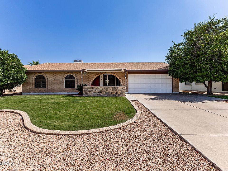1st image of 2304 W PALOMINO Drive