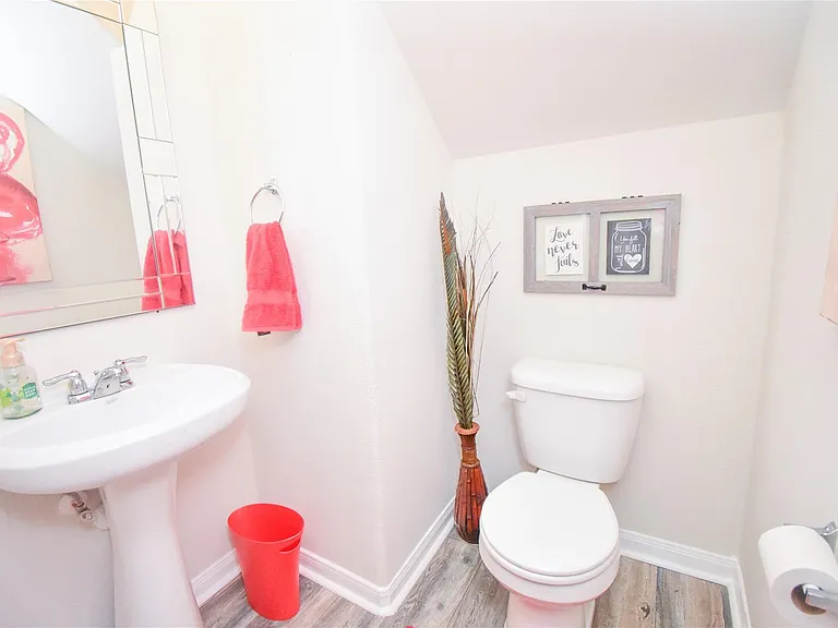 12114 Helvick Crescent Ave — Photo 18