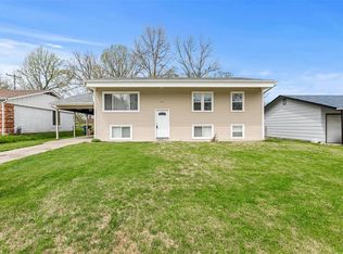 26 Churchill Downs Dr, Saint Peters, MO 63376