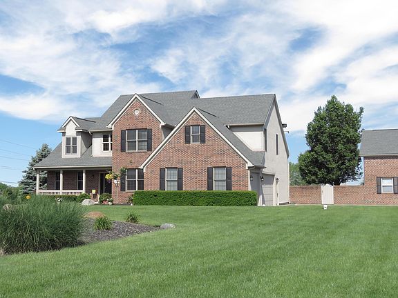 2nd image of 1633 E Glenhurst Dr NW