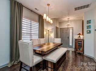 6236 Rockefeller Ln, Charlotte, NC