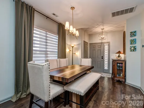 6236 Rockefeller Ln, Charlotte, NC 28210