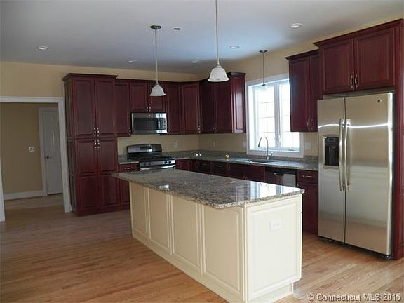 5th image of 18 Seminole Cir #18