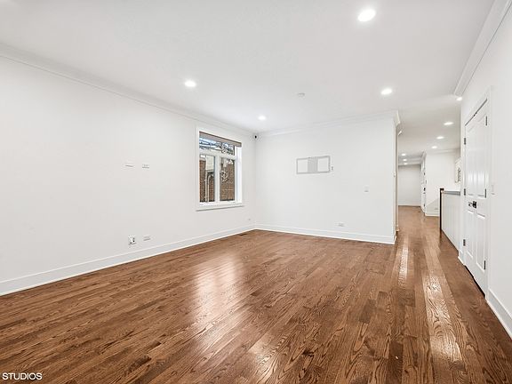 4th image of 3614 N Damen Ave #1