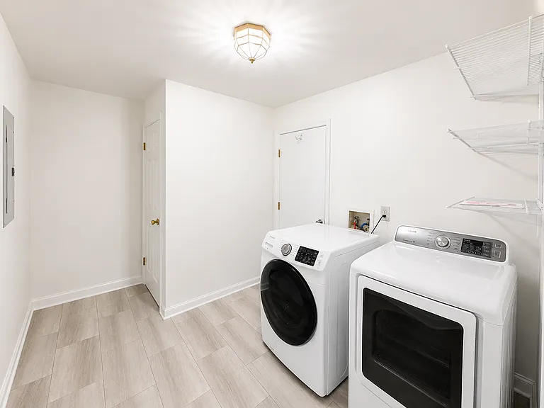 5125 Middlebrook Ct — Photo 9
