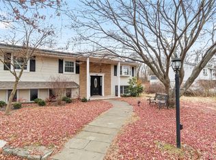 96 Fairmont Rd, Mahopac, NY 10541