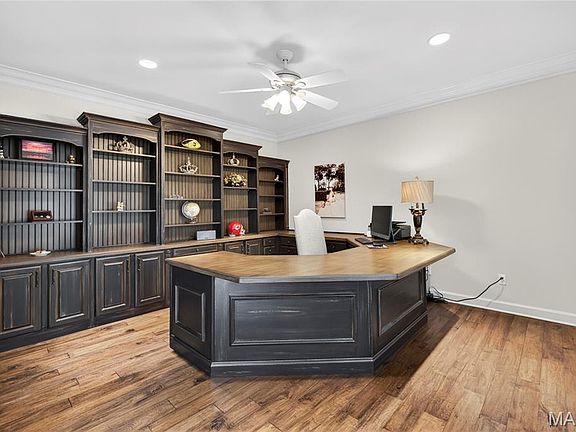 4th image of 1509 Suzanne Ridge Ct