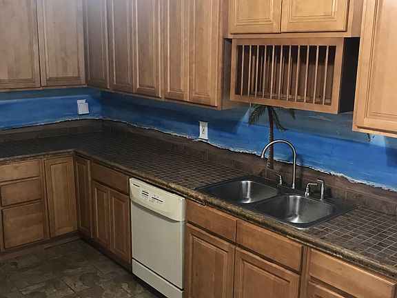 5th image of 2923 McKoon Ave
