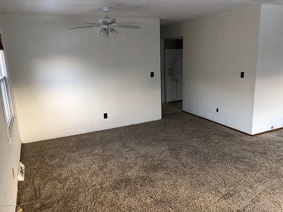 5th image of 243 Byrne Ave