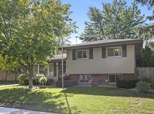8732 43rd Ave, Kenosha, WI 53142
