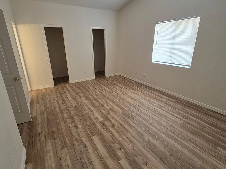 6644 Mariposa Dr — Photo 57