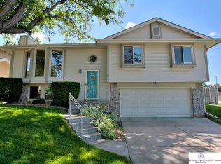 3906 S 155th St, Omaha, NE 68144