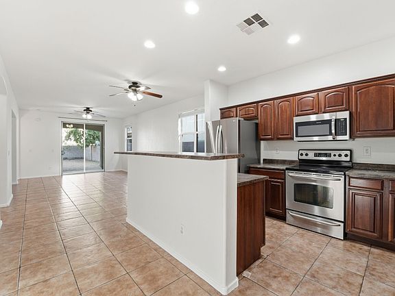 5th image of 12833 N 151st Dr