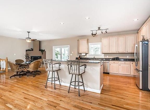 5th image of 101 Mystic Valley Dr