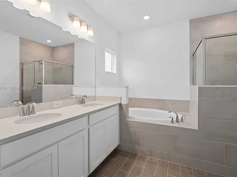 8934 SW 69th Ter — Photo 23