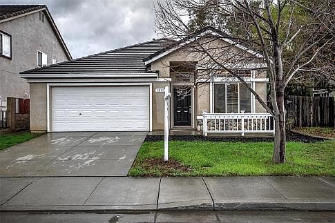 1st image of 1211 Fruitwood Way