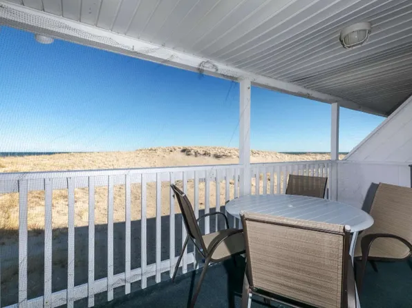 14 Atlantic Ave #1, Hampton, NH 03842
