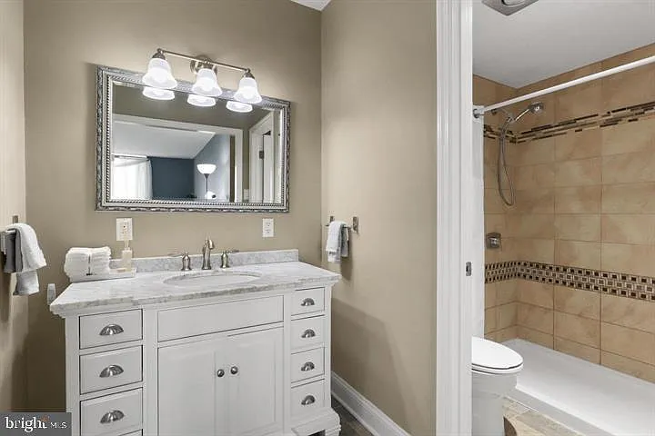 3701 S George Mason Dr #2414N — Photo 22