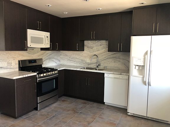 4th image of 2492 W Avenue 32 #A