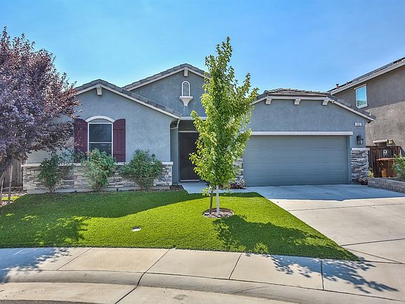 2nd image of 503 Veneto Pl