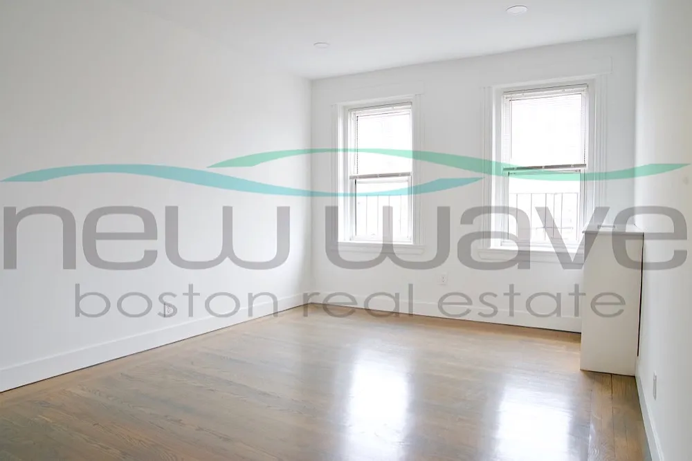 Studio, 550 sqft, $2,500 — Photo 4