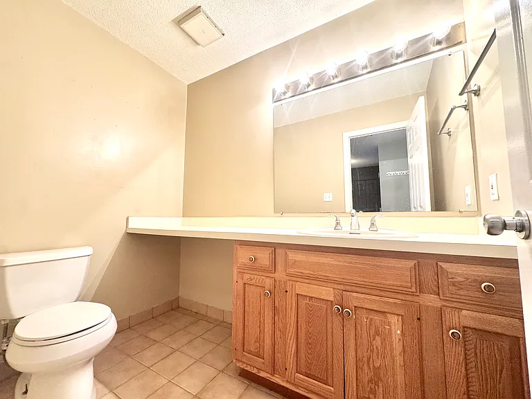 147A Kelton St #715 — Photo 11