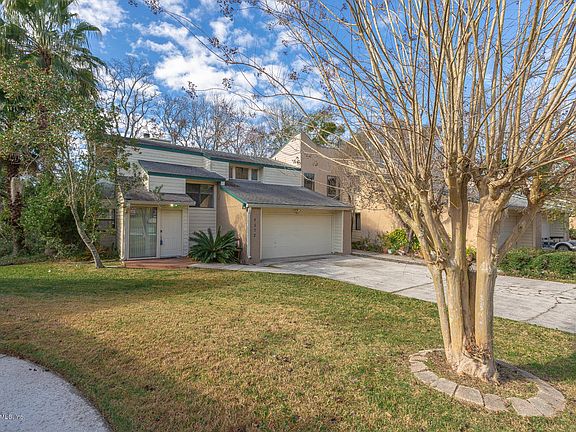 3rd image of 1572 Mardis Pl W