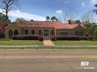 417 E Belleville Ave, Brewton, AL 36426
