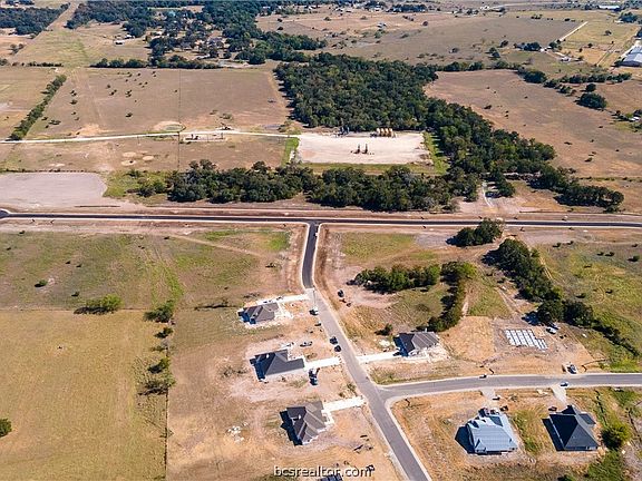 3rd image of 7472 Garrison Creek Dr