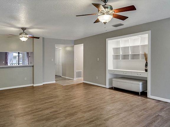4th image of 1055 Kensington Park Dr Unit 307