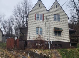 1857 Owens Ave, Fairmont, WV 26554