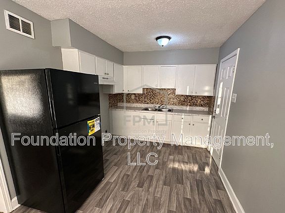3rd image of 4481 Sumners Wells Rd