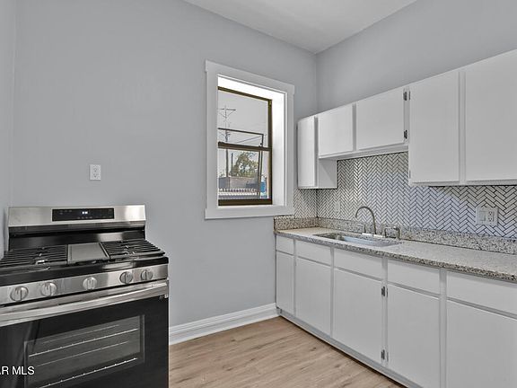 5th image of 404 W Overland Ave #A