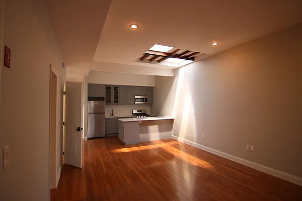 Rented by Nooklyn NYC LLC | media 32