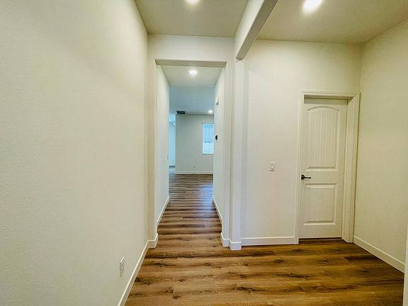 3rd image of 6161 Cumberland St