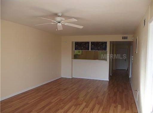 4th image of 11644 SW Egret Cir APT 301