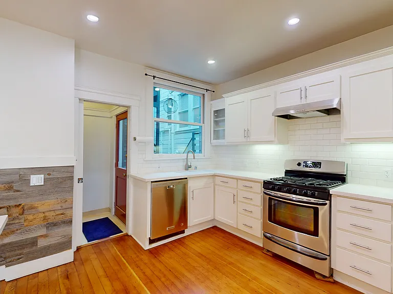 3118 Scott St #1A — Photo 5