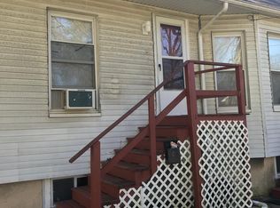 4 E Chestnut St, Pasadena, MD 21122