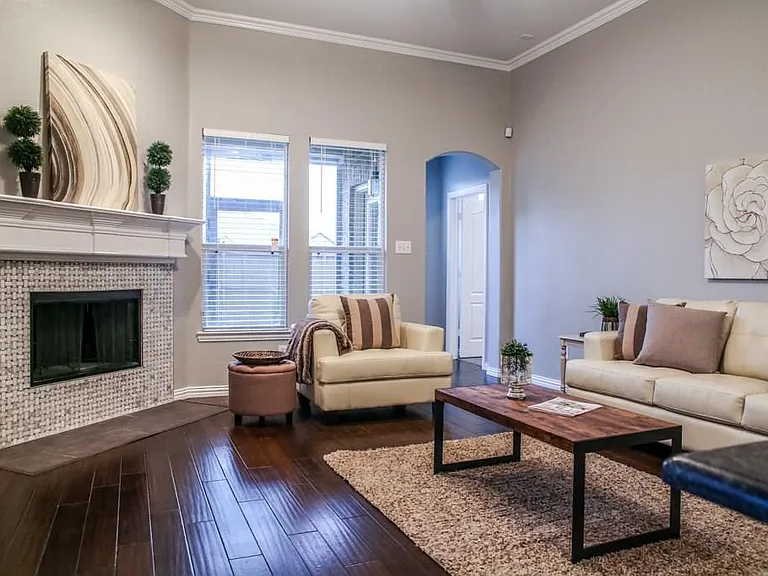 16304 Dry Creek Blvd — Photo 4