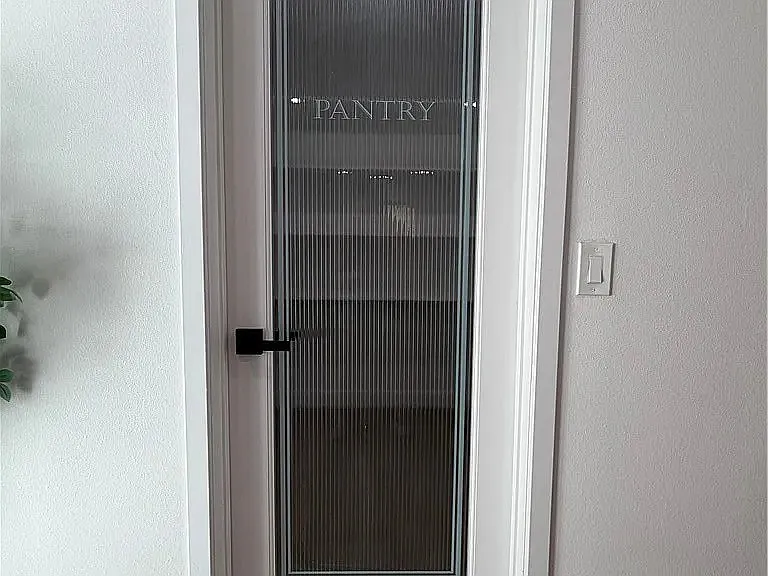 755 Huston Dr — Photo 25