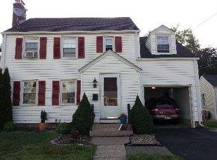 108 Colonial St, West Hartford, CT 06110