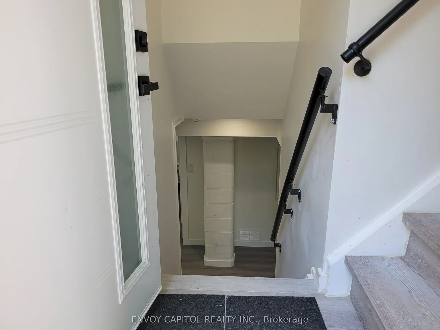 2 bed, $2,600 — Photo 2