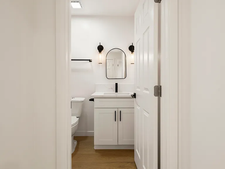 5550 E Knoll Dr — Photo 14