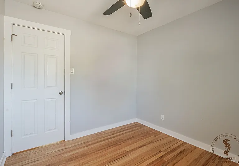 2118 N 22nd St — Photo 12