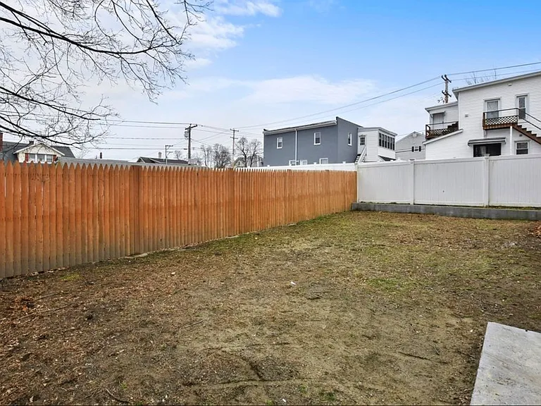 41 Edwards St #1 — Photo 17