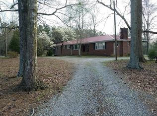 1744 Roosterville Rd, Roopville, GA 30170