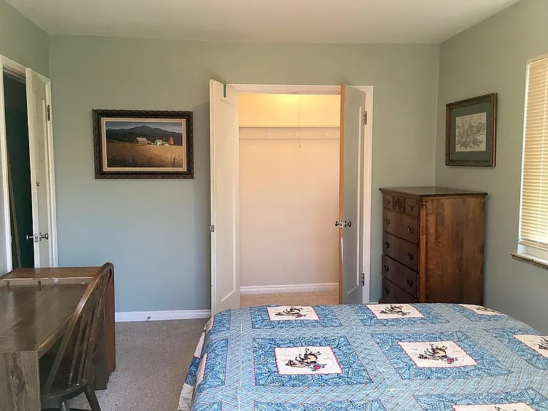 East bedroom