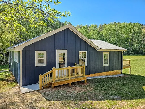 147 Weaver Creek Rd — Photo 35