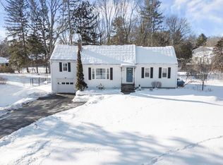2240 Rosendale Road, Niskayuna, NY 12309