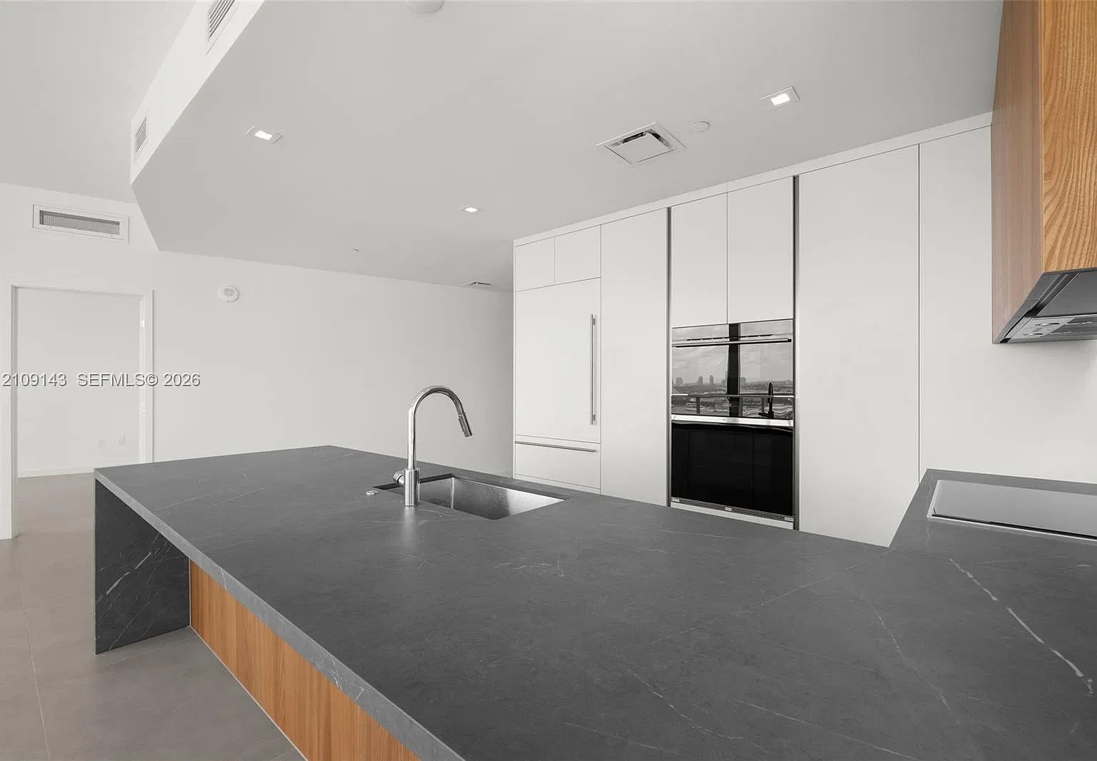Casa Bella Residences — Photo 4